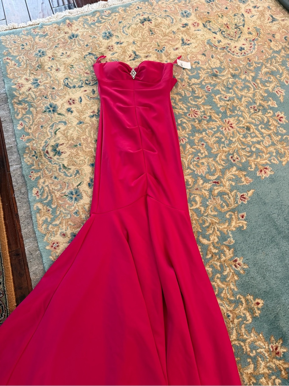 Strapless Fuchsia Evening Gown mermaid - Picture 1 of 2